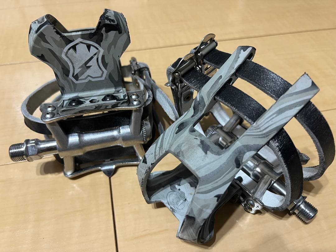 mash トゥークリップ　mks sylvan track ダブルストラップ
