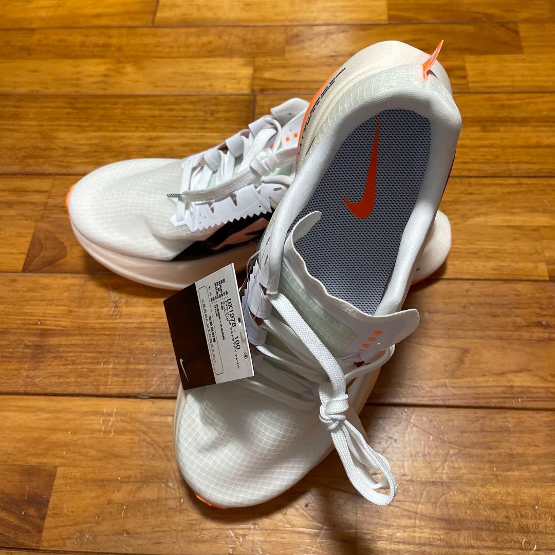 Nike DX1978-100 ホワイト/オレンジ