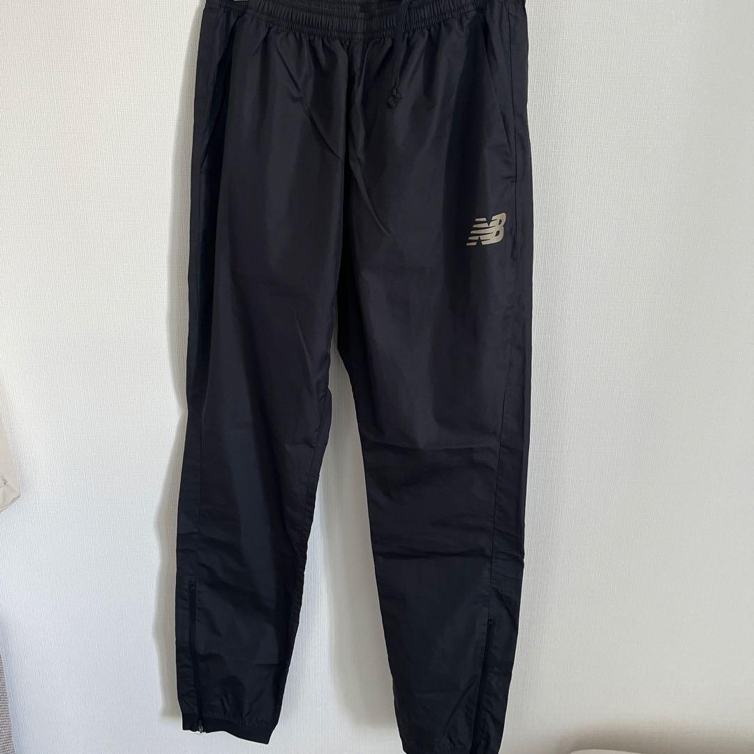 New Balance KAKUSEI ピステ ウィンドブレーカー&パンツ
