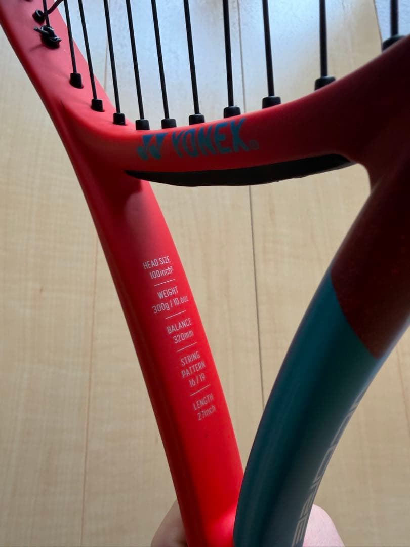 YONEX VCORE 100 テニスラケット（2021年モデル）