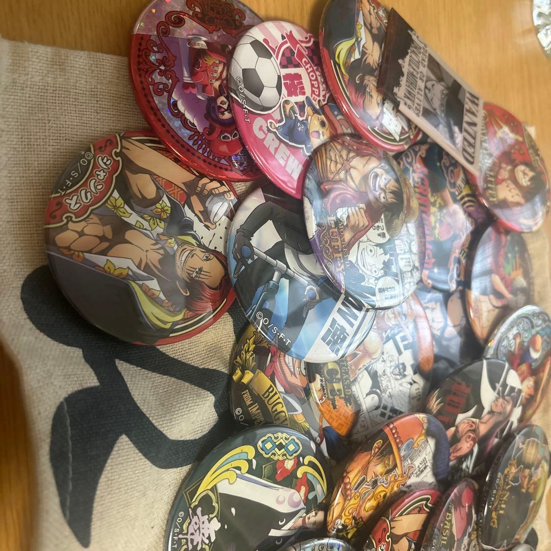 ワンピース キャラクター缶バッジセット