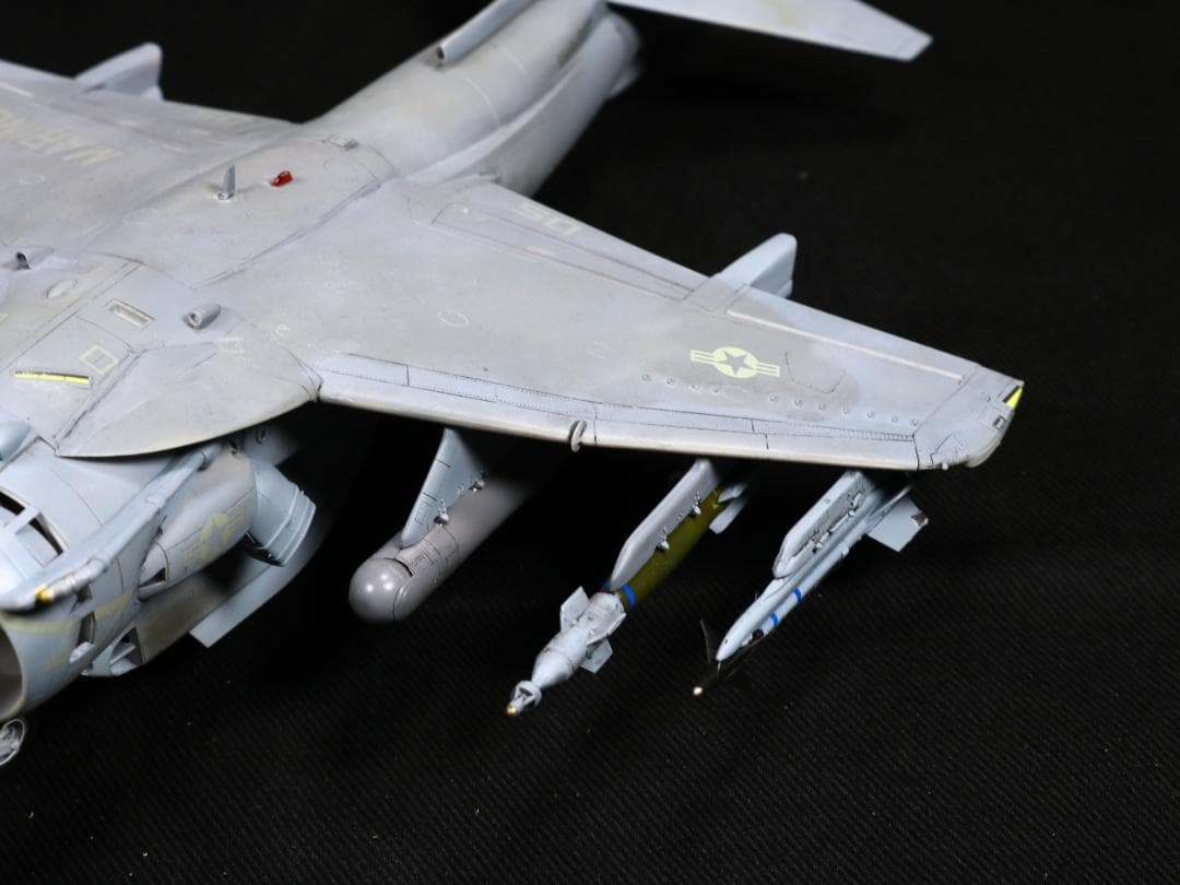 ハセガワ 1/48 AV-8BⅡ+ ハリアー　完成品