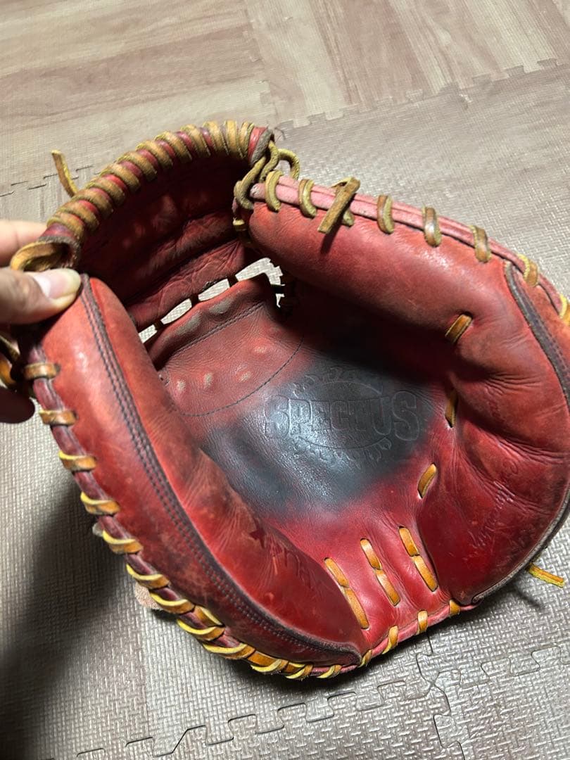 ザナックス　野球グローブ 赤