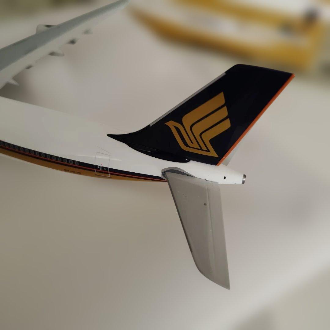 A340-300 シンガポール航空 1/200
