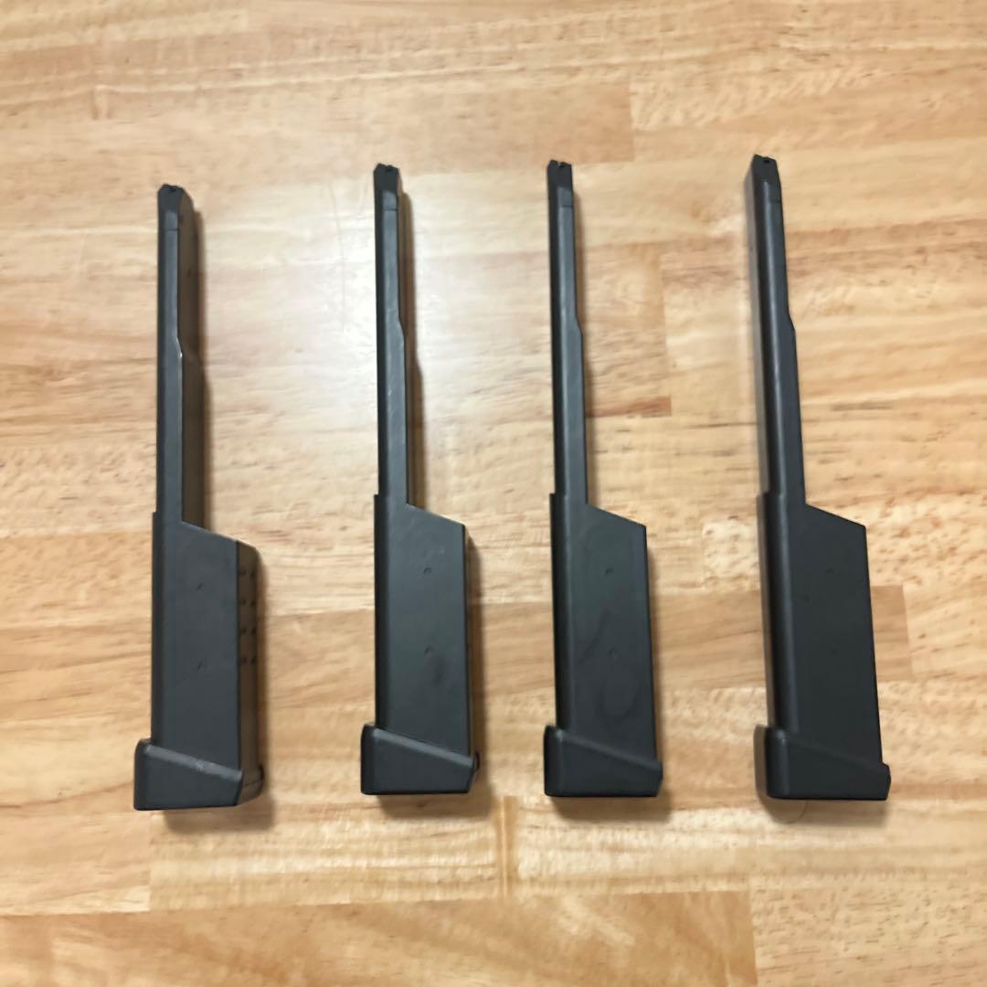 Glock 18C 東京マルイマガジン4本　バッテリー　充電器付き
