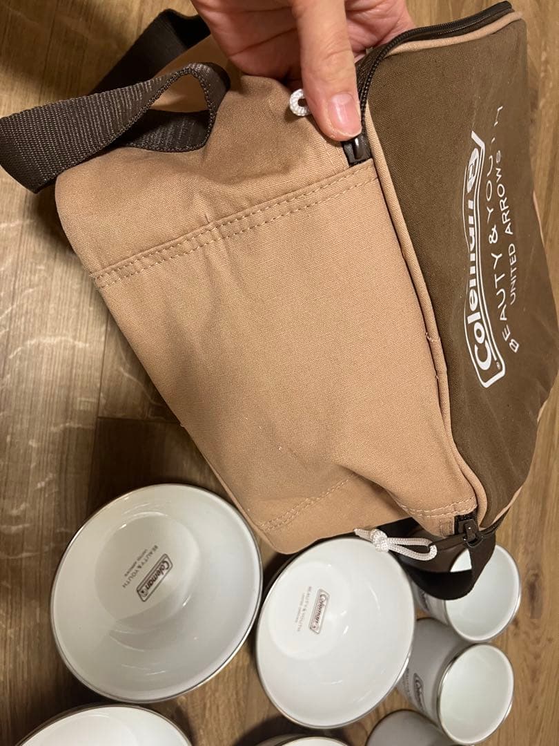 しば　Coleman BEAUTY & YOUTH 食器セット