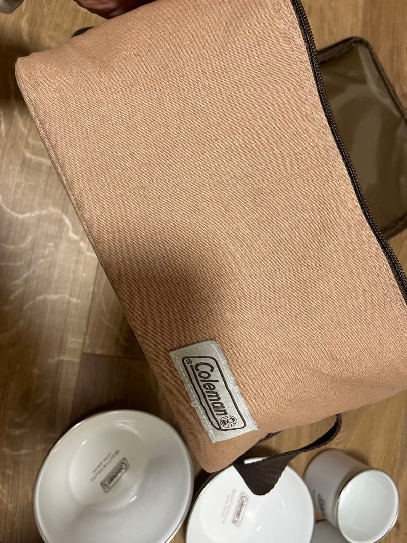 しば　Coleman BEAUTY & YOUTH 食器セット