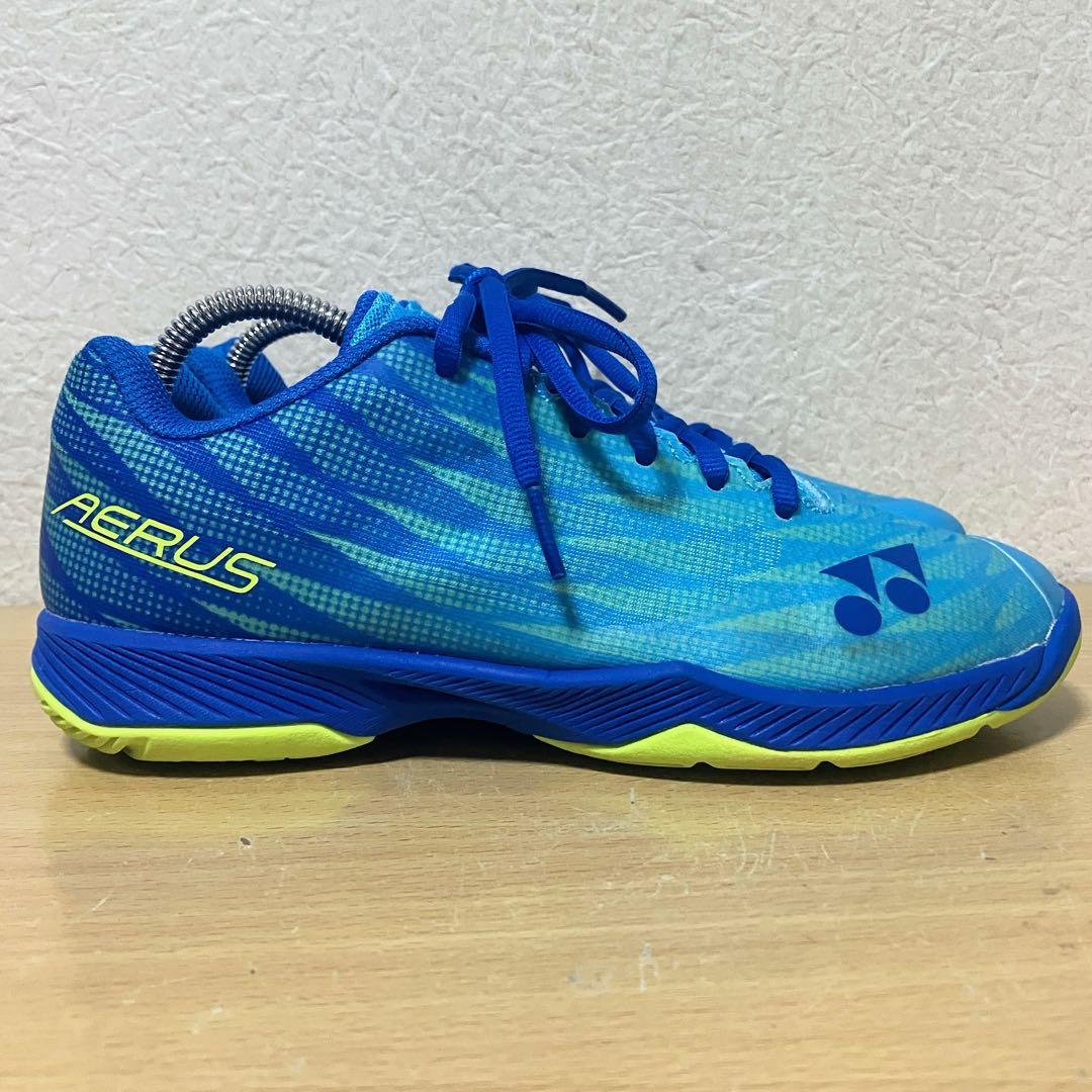 ★美品！YONEX パワークッション エアラスZ バドミントンシューズ 23