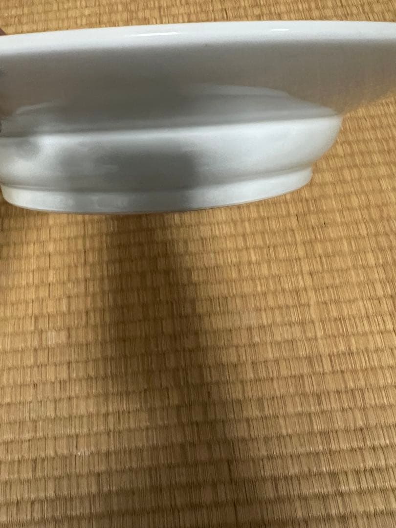 フクロウ模様の紫色皿
