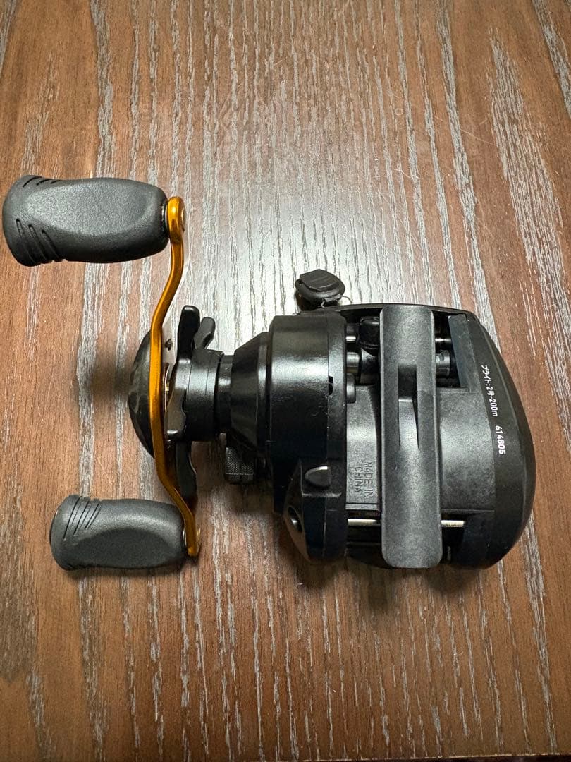 【美品】DAIWA LIGHT GAME ICV 150H 両軸リール