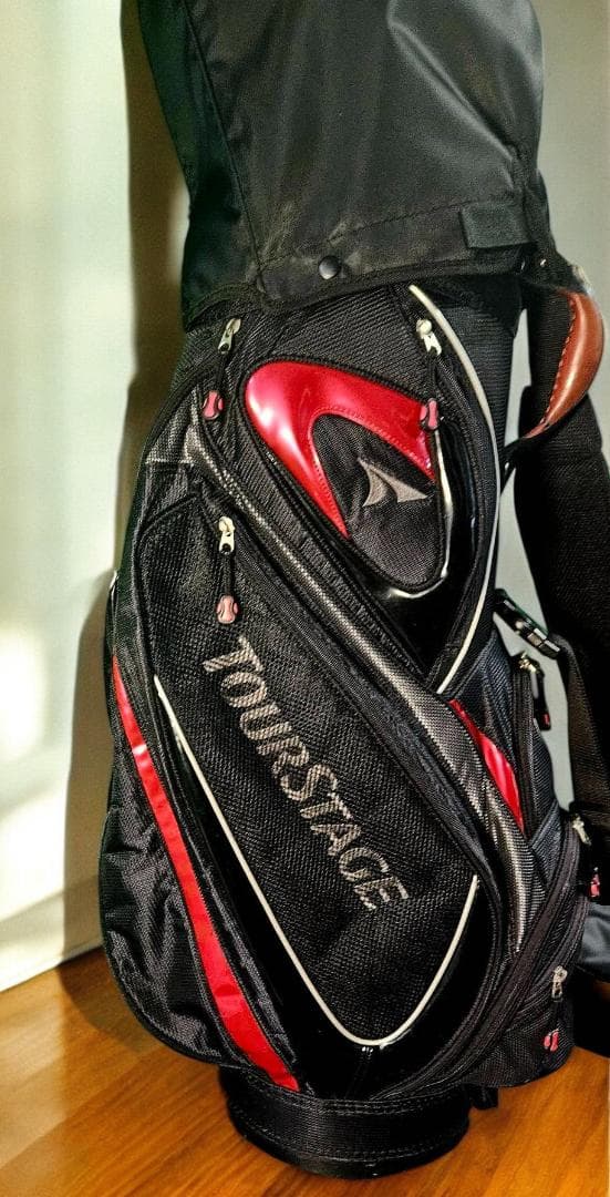送料無料/美品　TourStage キャディバッグ BLACKｘRED
