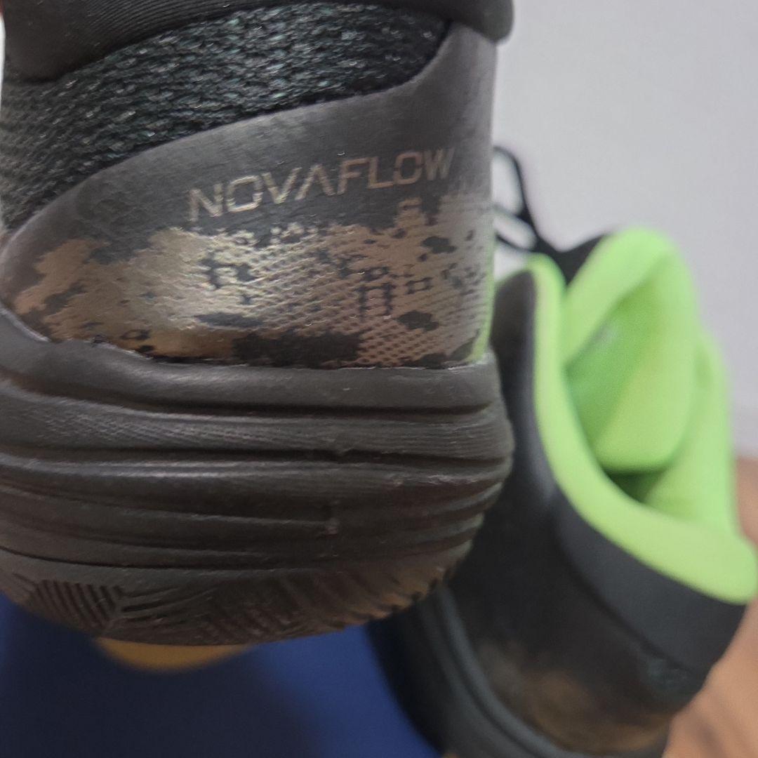 ASICS　バッシュ　NOVAFLOW2　新品　未使用　アシックス　黒　バスケ
