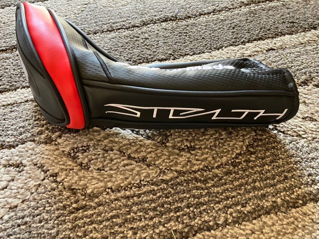 TaylorMade Stealth 3番フェアウェイウッド 15度　カバー付