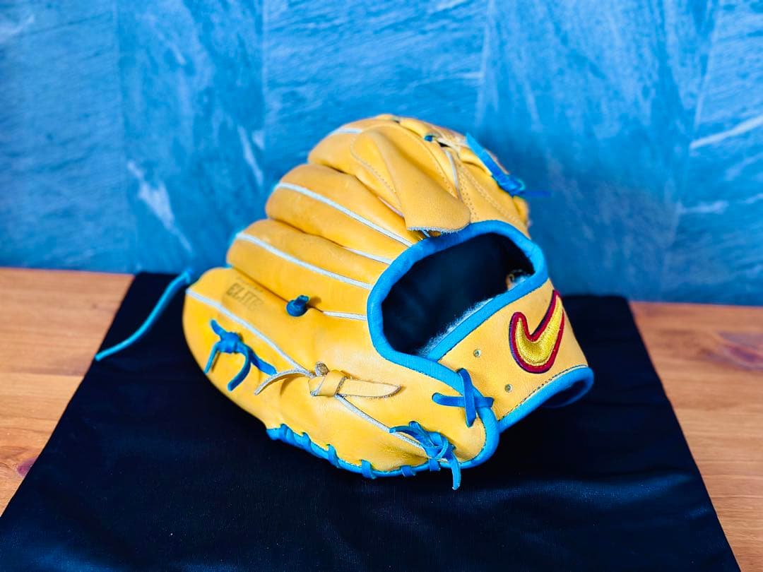 美品 NIKE ナイキ 硬式 投手用グラブ フルカスタム 希少品 良型