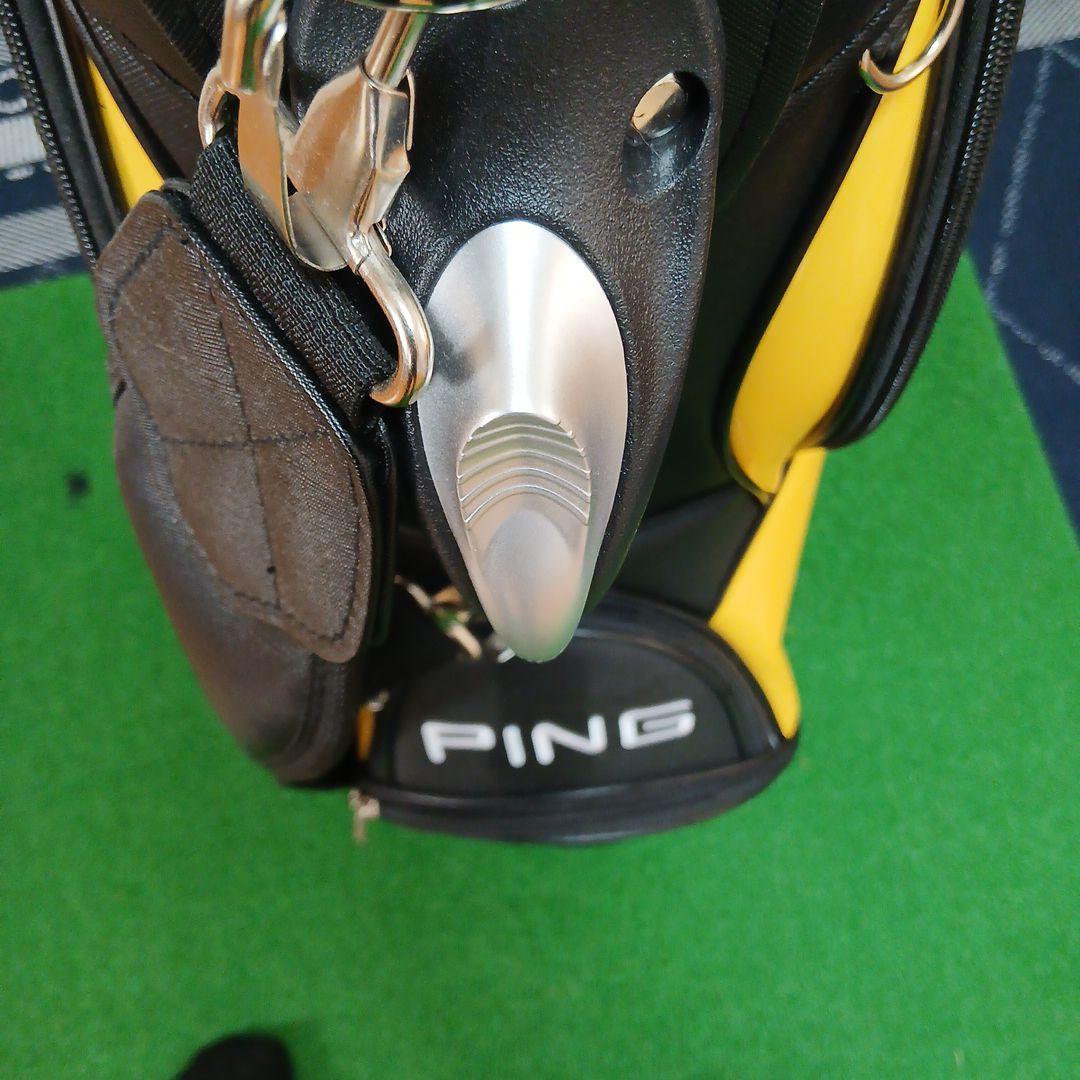 PING キャディバッグ 黒と黄色