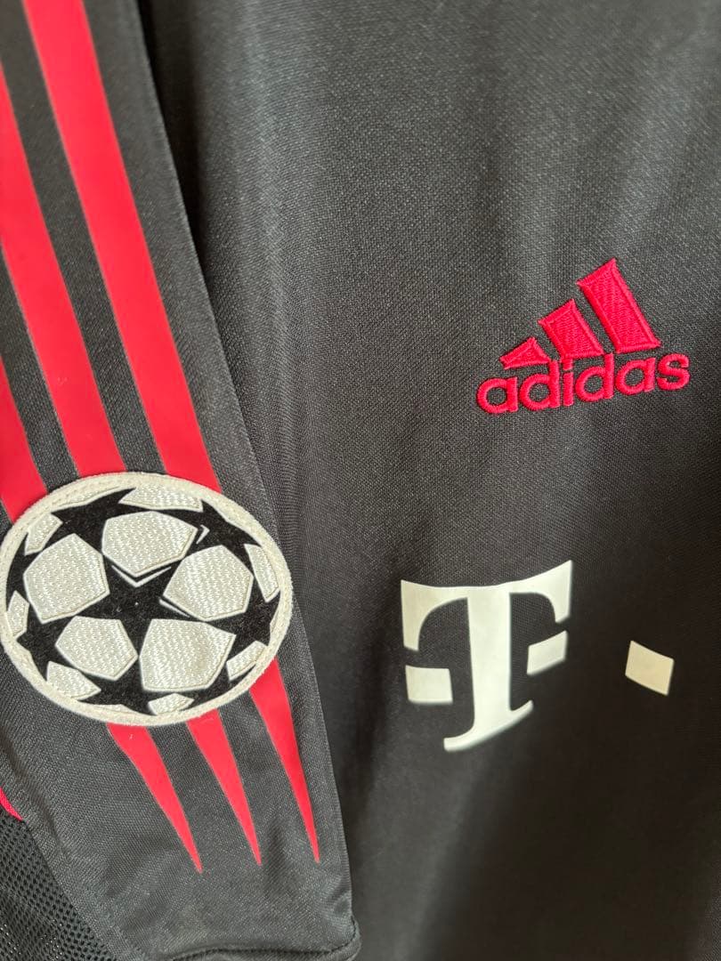 ￼FCバイエルンミュンヘン　アウェイユニホーム　アディダス