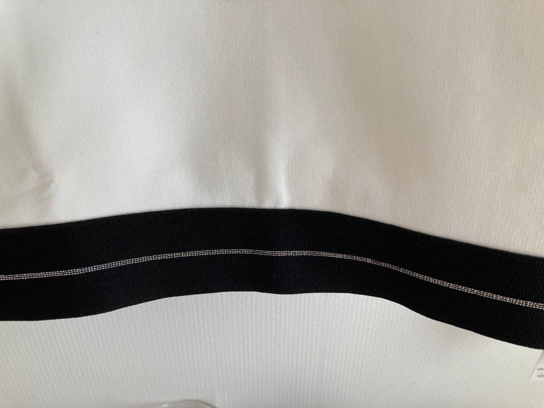 新品　LANVIN SPORT プルオーバーパーカー