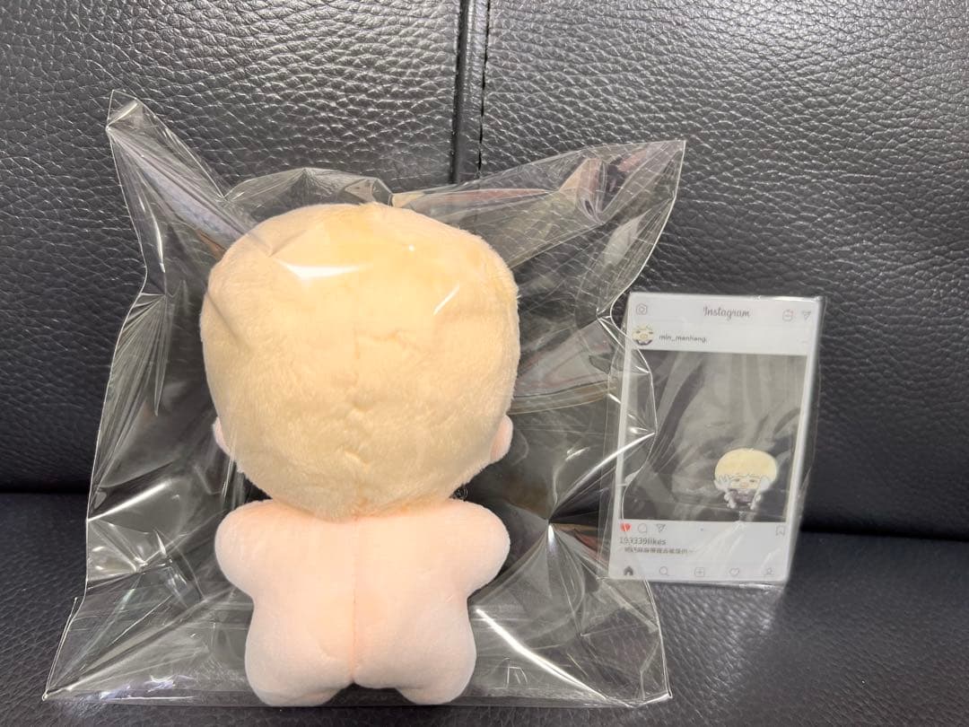 btsぬいぐるみ　ユンギ　10センチ　マスター　正規品⭐️「341」