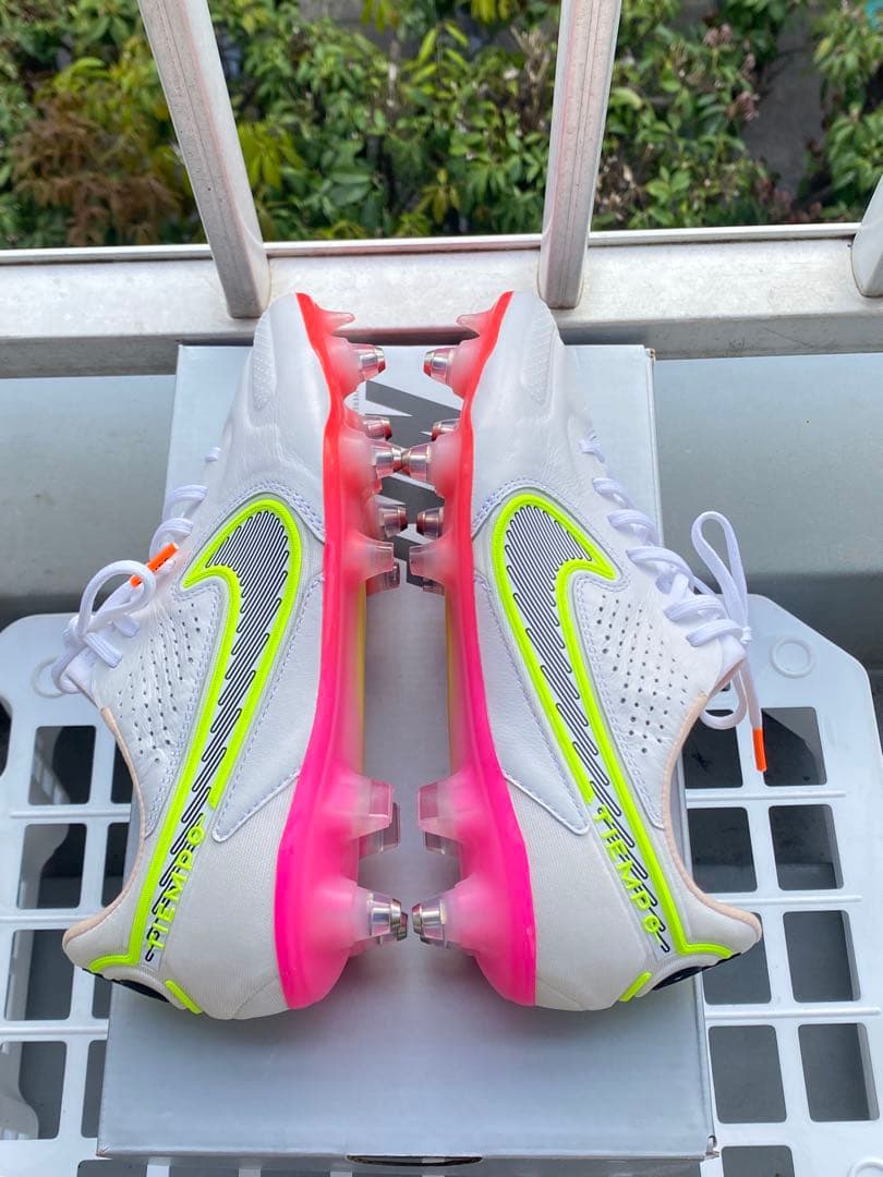 シューズ NIKE TIEMPO 9ELITE SG PRO AC