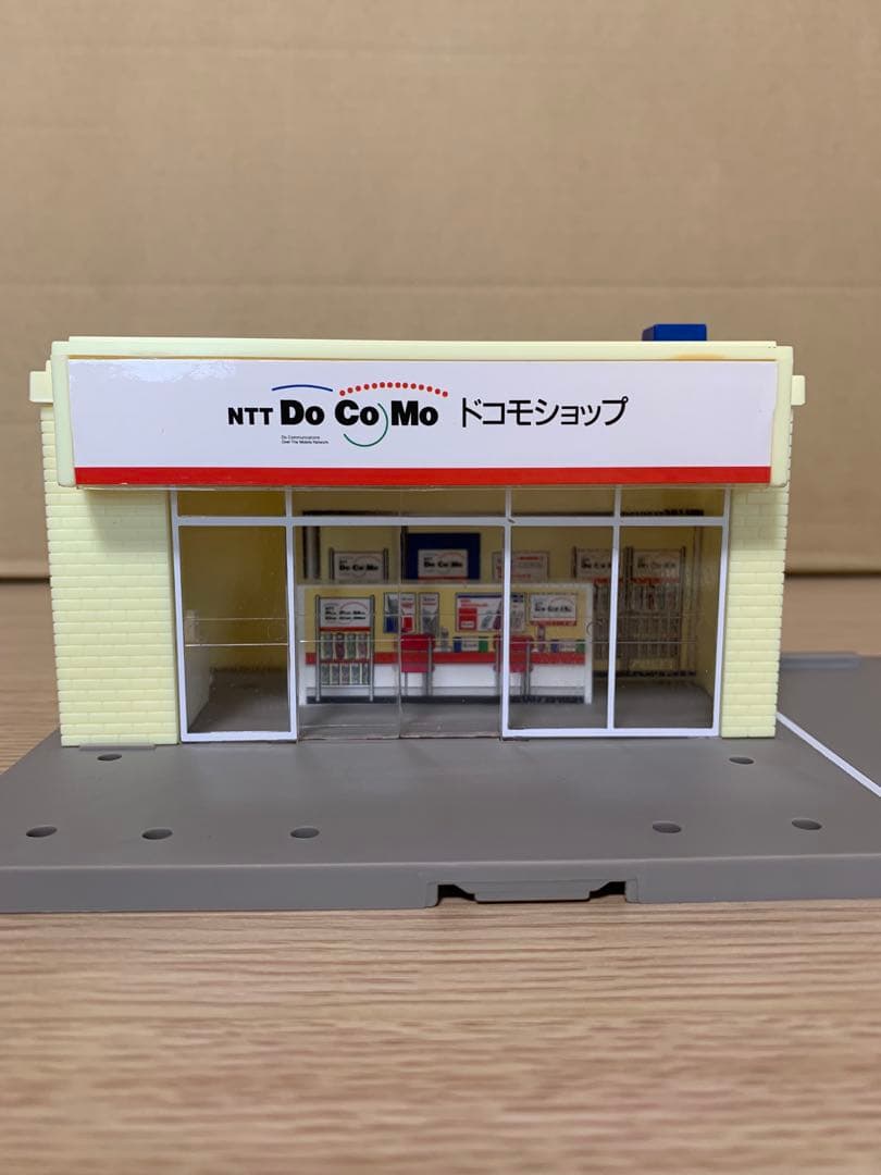 トミカタウン　ドコモショップ　未使用