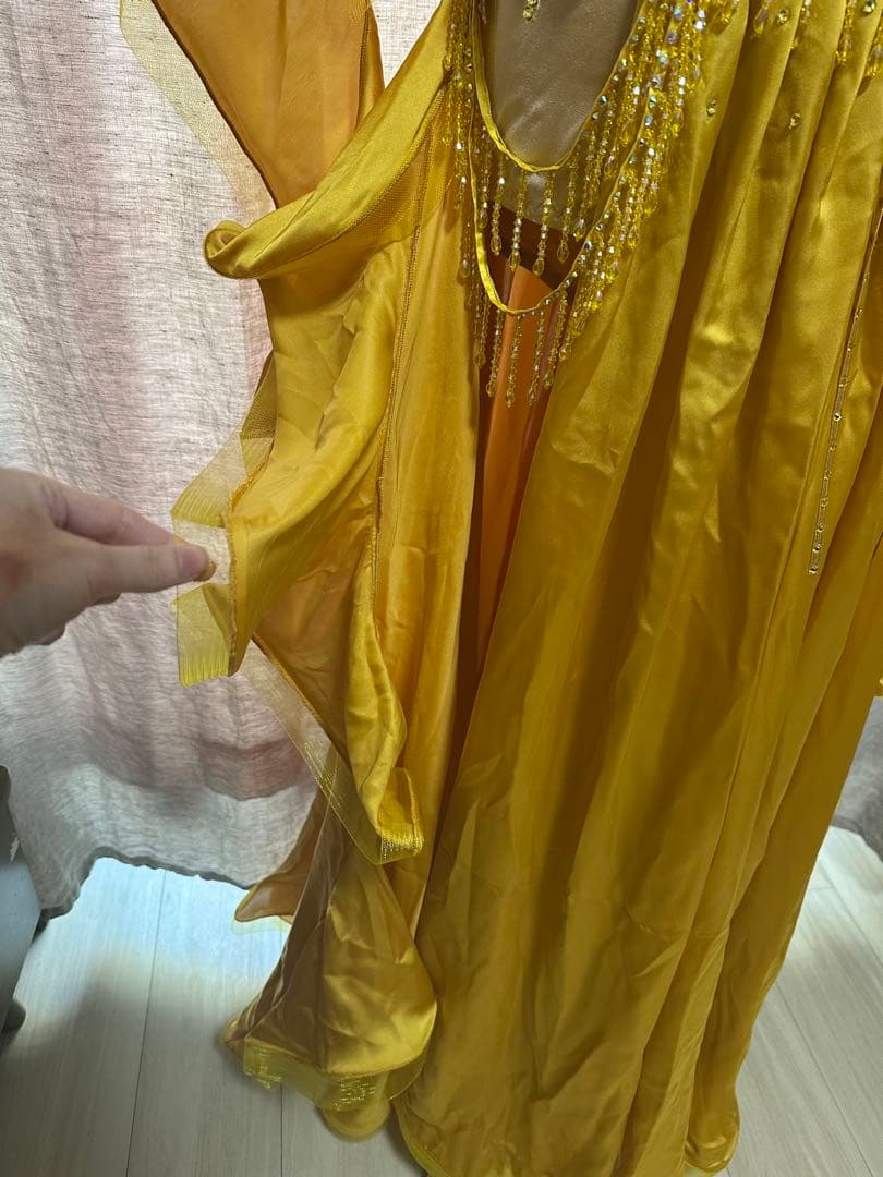 <春節祭>波　オーダー豪華衣装　新品　ベリーダンス　4点セット