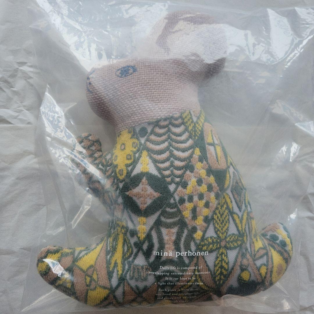 mina perhonenミナペルホネンウサギクッション
