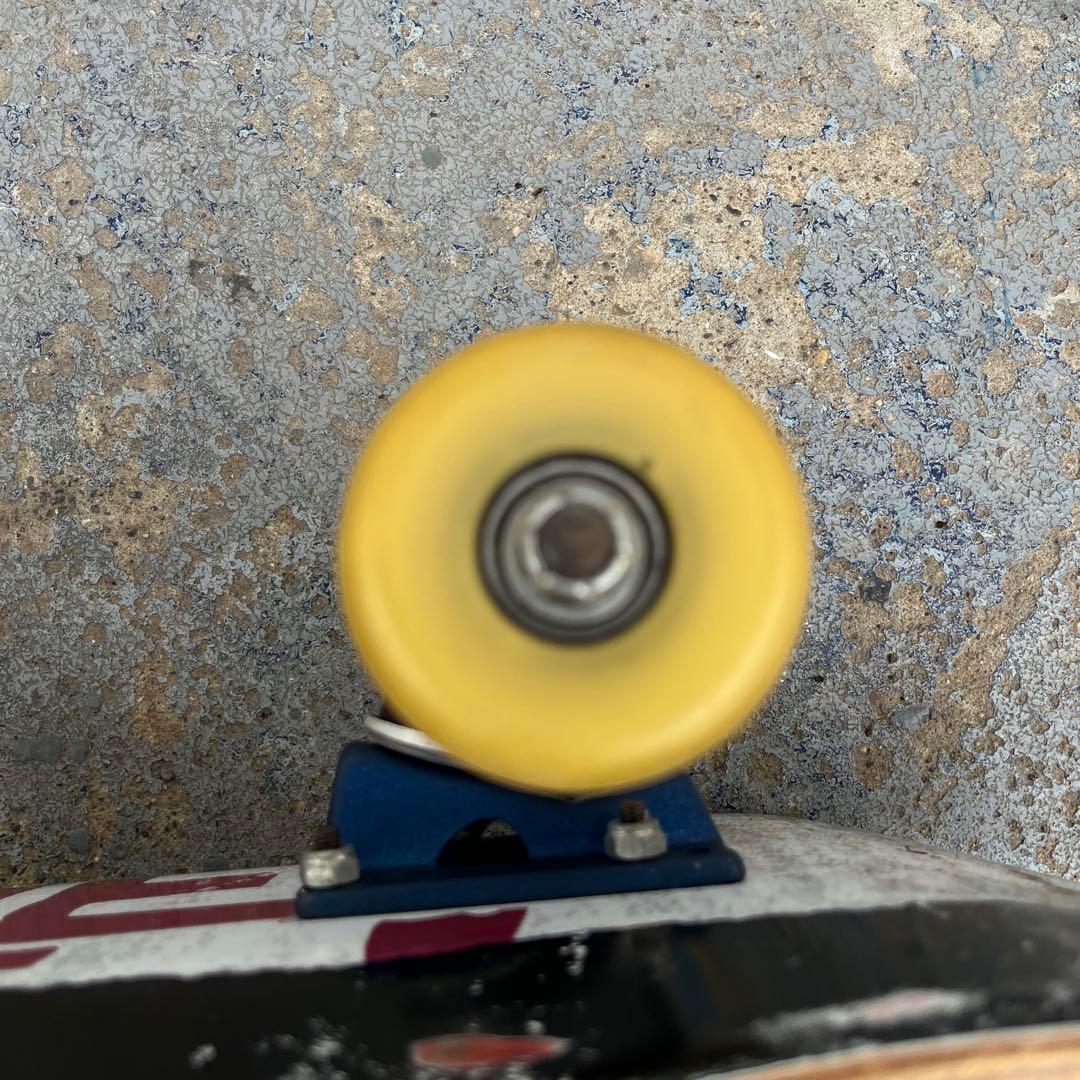 スケートボード LURKVILLE SKATEBOARDS