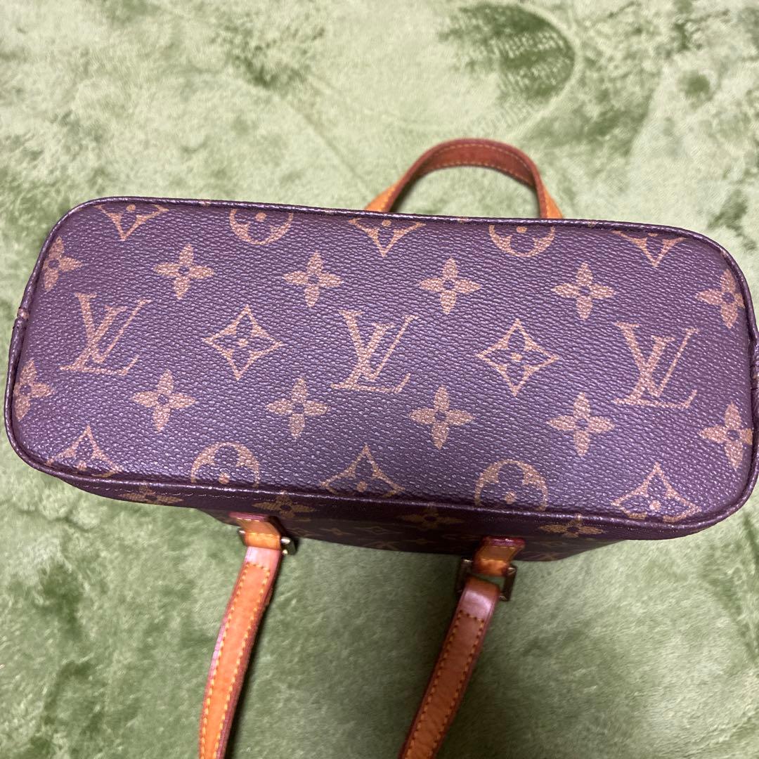Louis Vuitton ❓ レザー バッグ