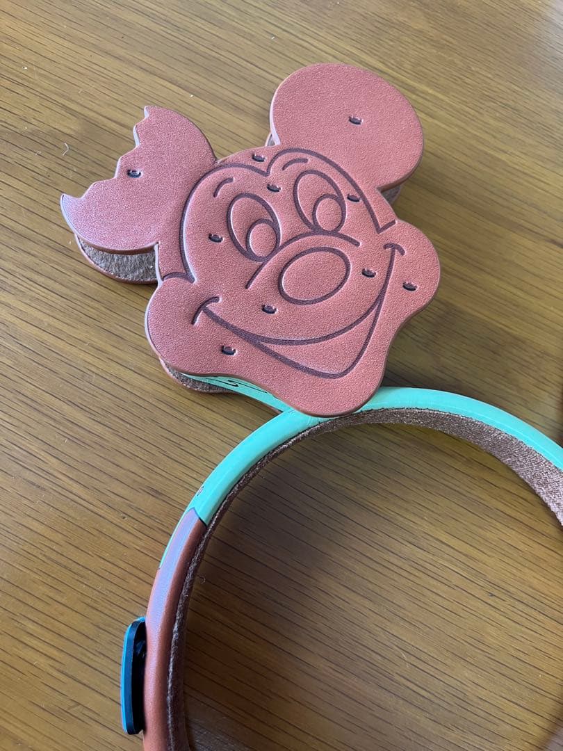 希少　ディズニーイーツ　ミッキー　アイスクリームサンド　カチューシャ　被り物
