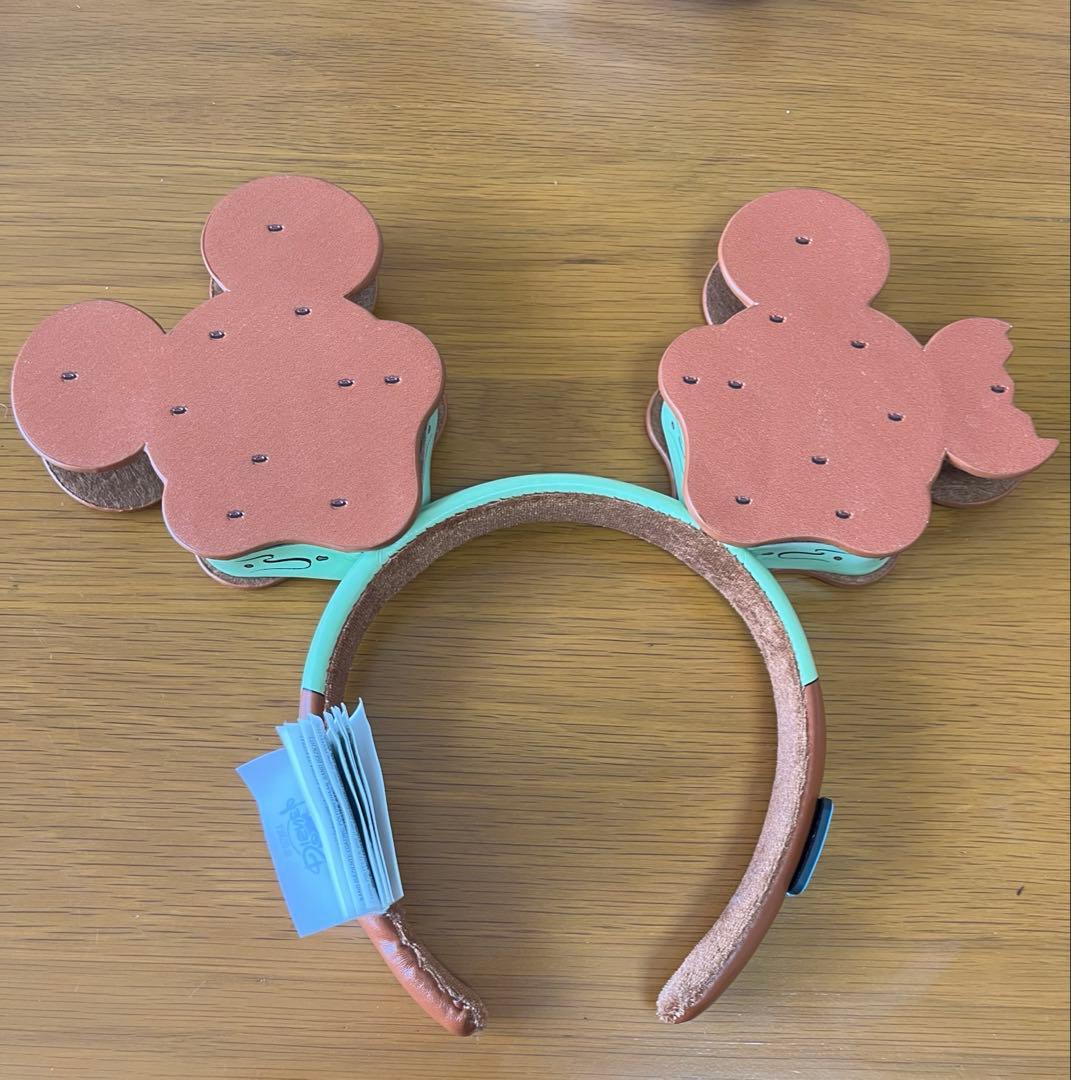 希少　ディズニーイーツ　ミッキー　アイスクリームサンド　カチューシャ　被り物