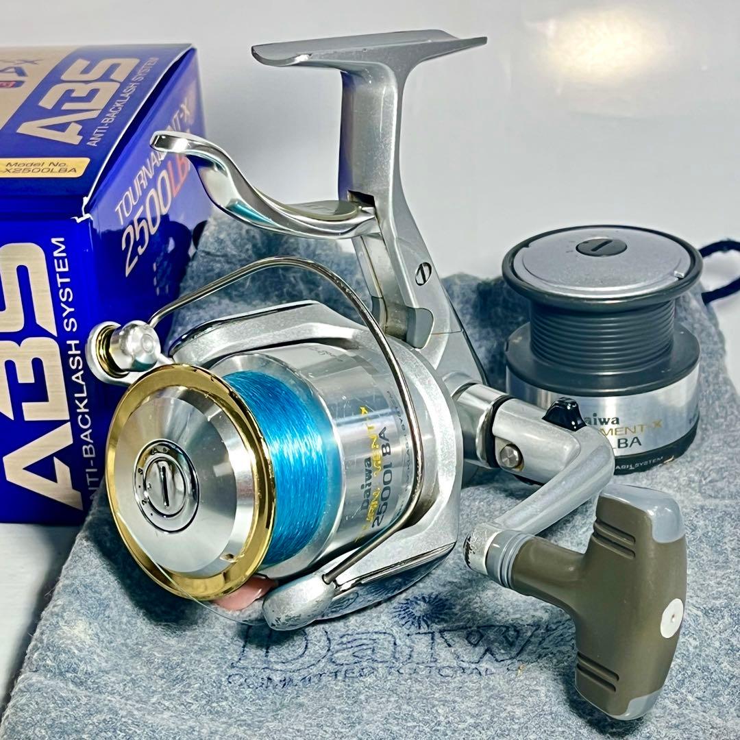 ダイワ トーナメント-X 2500LBA レバーブレーキ スピニングリール