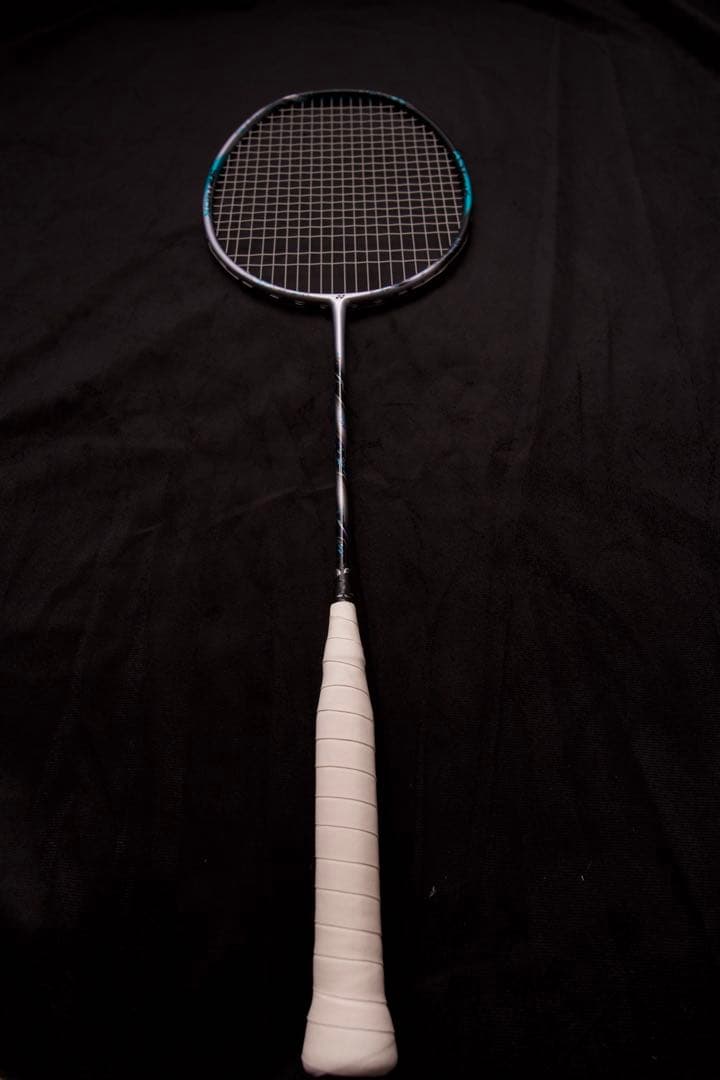 タ*ム様 YONEX ASTROX 88S PRO 4U5 バドミントンラケット