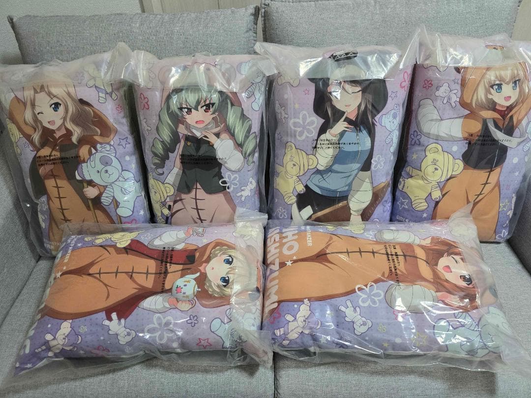 ガールズ＆パンツァー クッション 6個セット