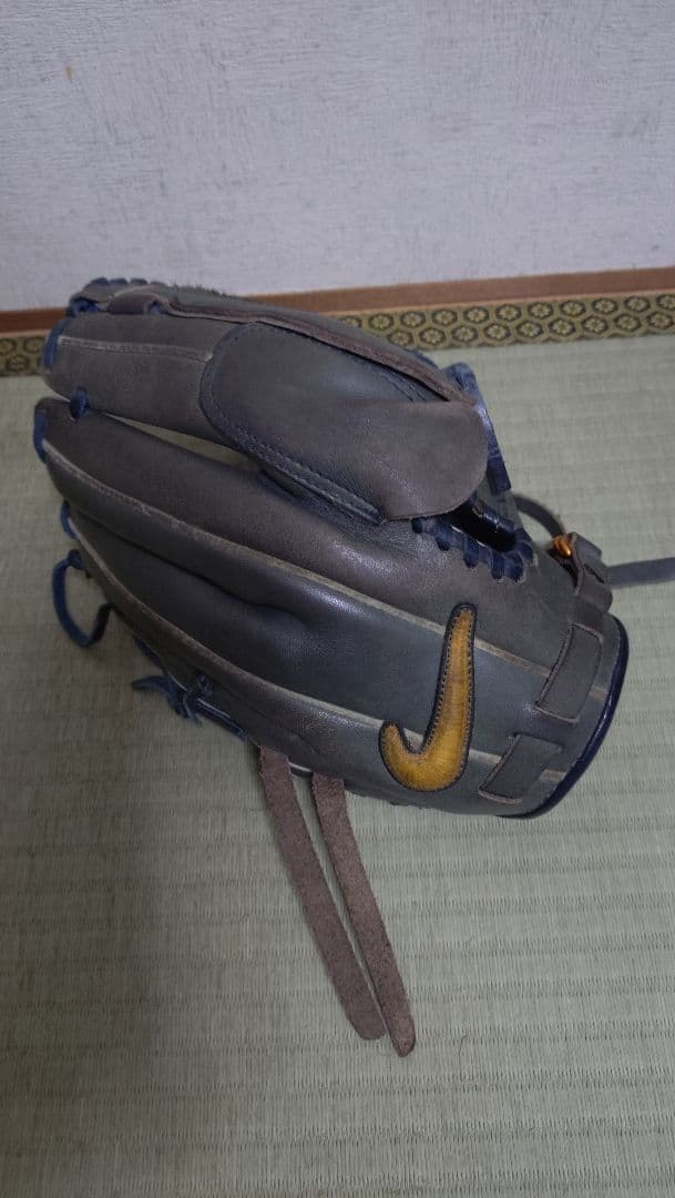 【ジュニア用】NIKEダルビッシュ有モデル 軟式グローブ