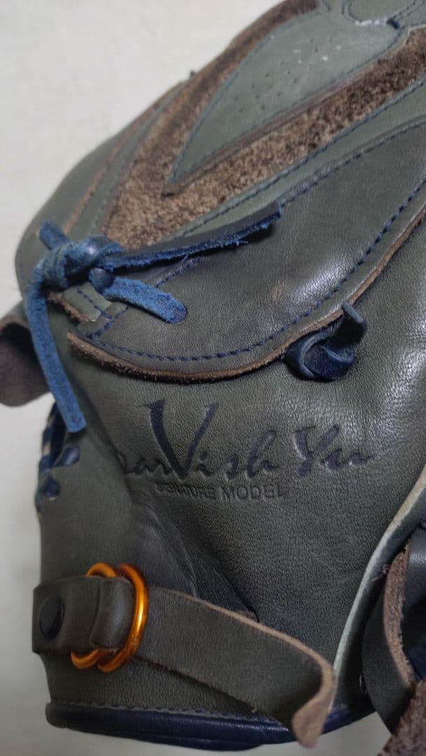 【ジュニア用】NIKEダルビッシュ有モデル 軟式グローブ