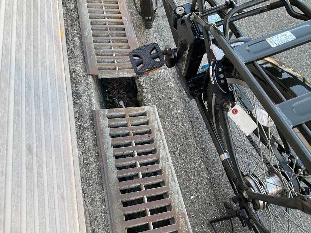 ブリヂストン新機種電動アシスト自転車STEP cruise26インチカーキ色