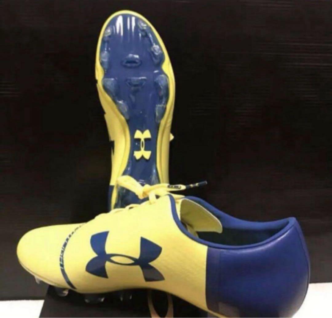 送料無料 新品 UNDERARMOUR スパイク UAスポットライト BL HG