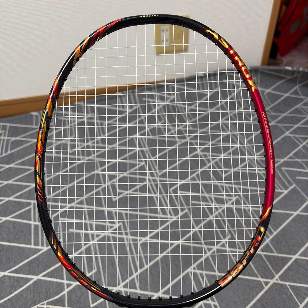 YONEX アストロクス99pro 4u