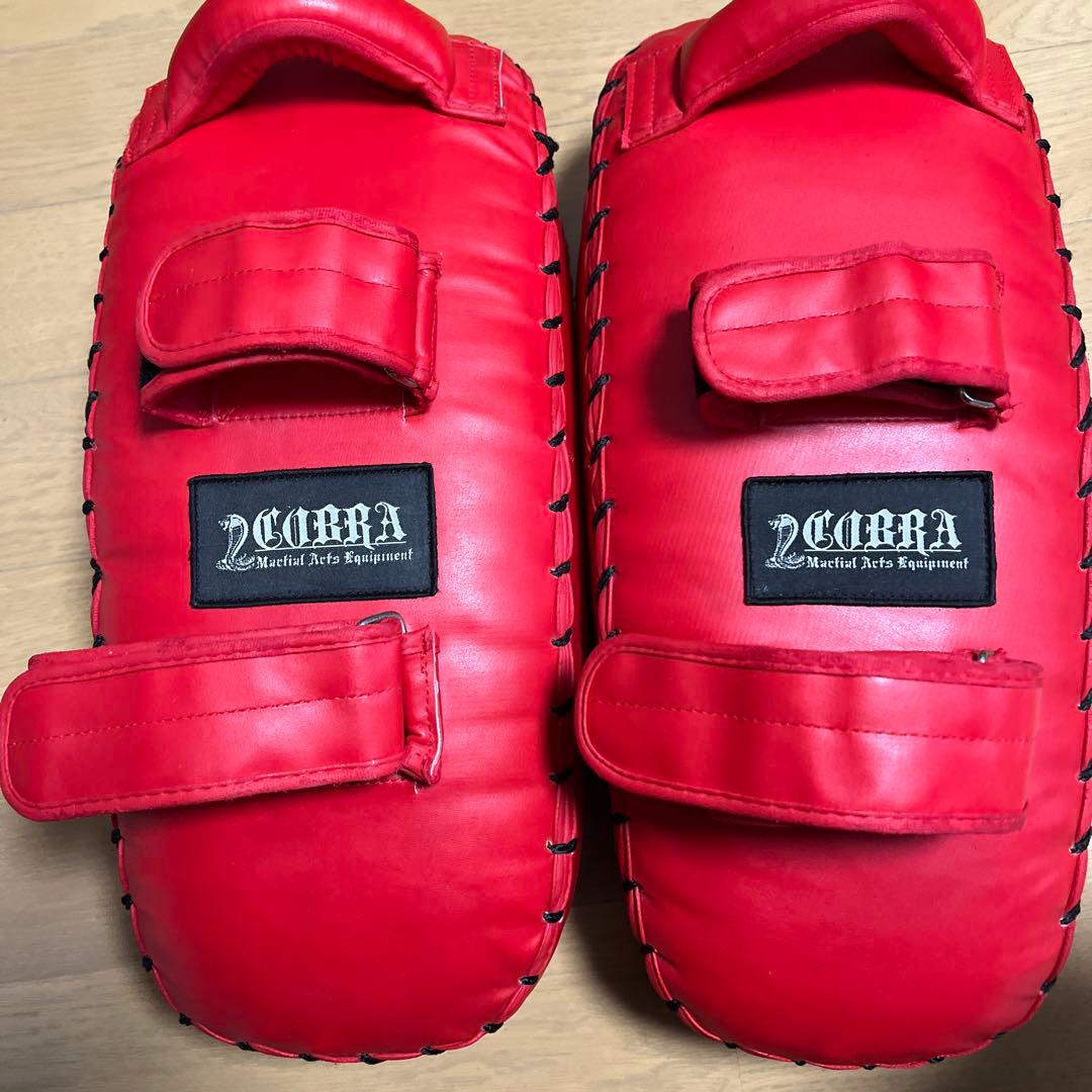 cobraキックミット　bodymakerパンチミットセット