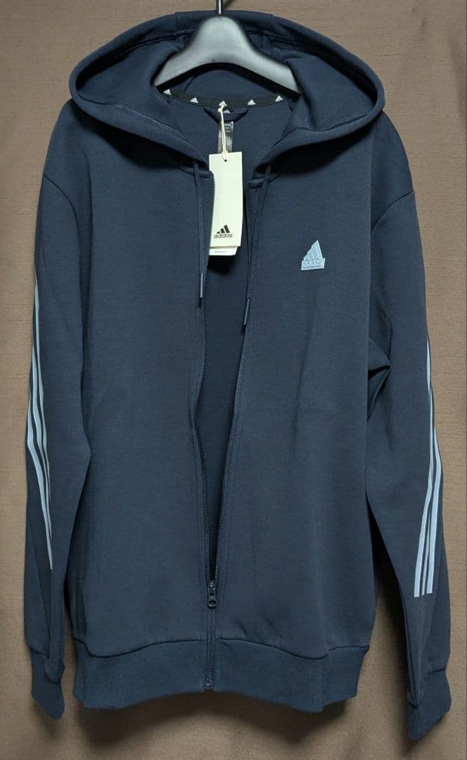 未使用 adidas フューチャーアイコン スウェット セットアップ 上下 3点