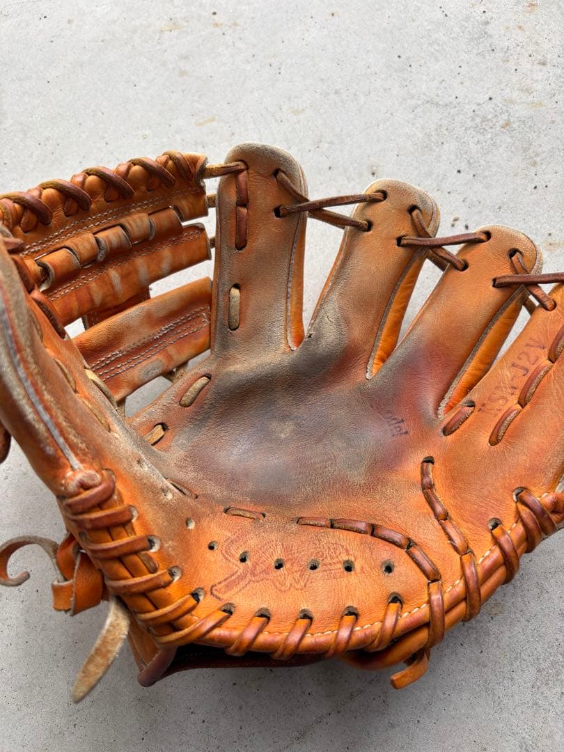 Slugger ブラウンレザーグローブ