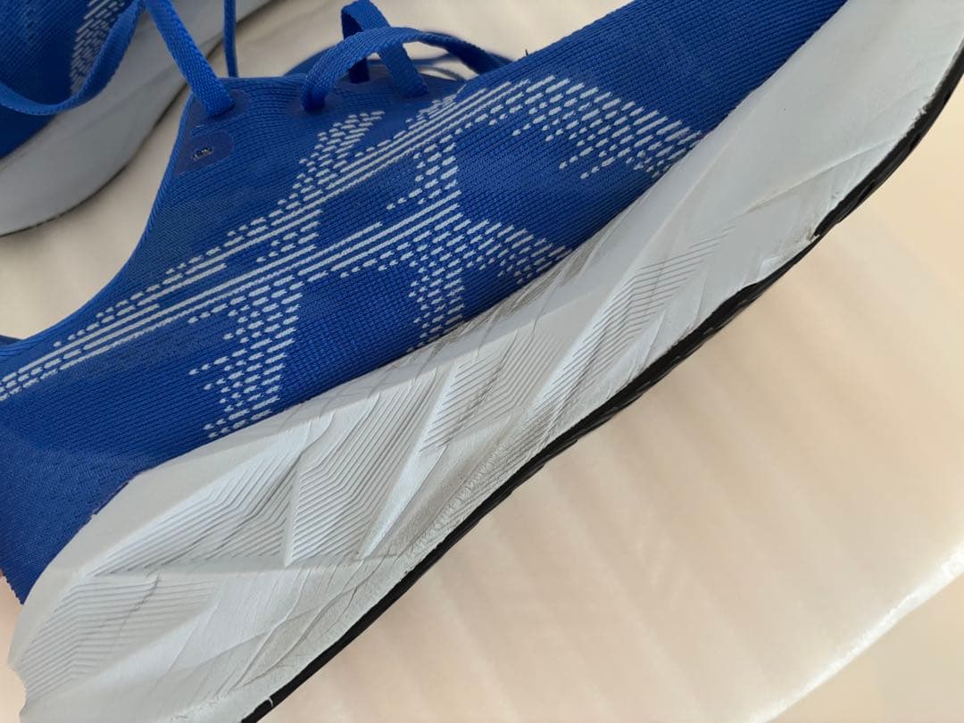 NOVABLAST5 ワイド メンズ　28.0cm