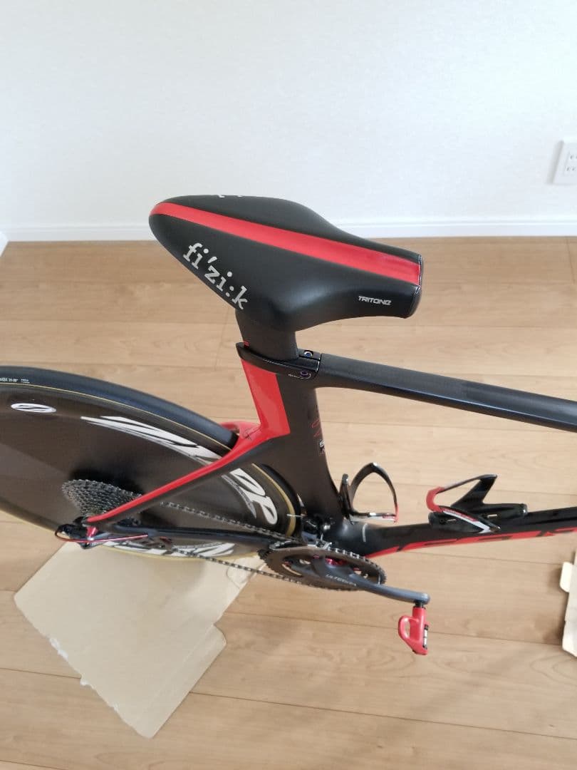 fizik フィジーク TTバイク トライアスロン サドル