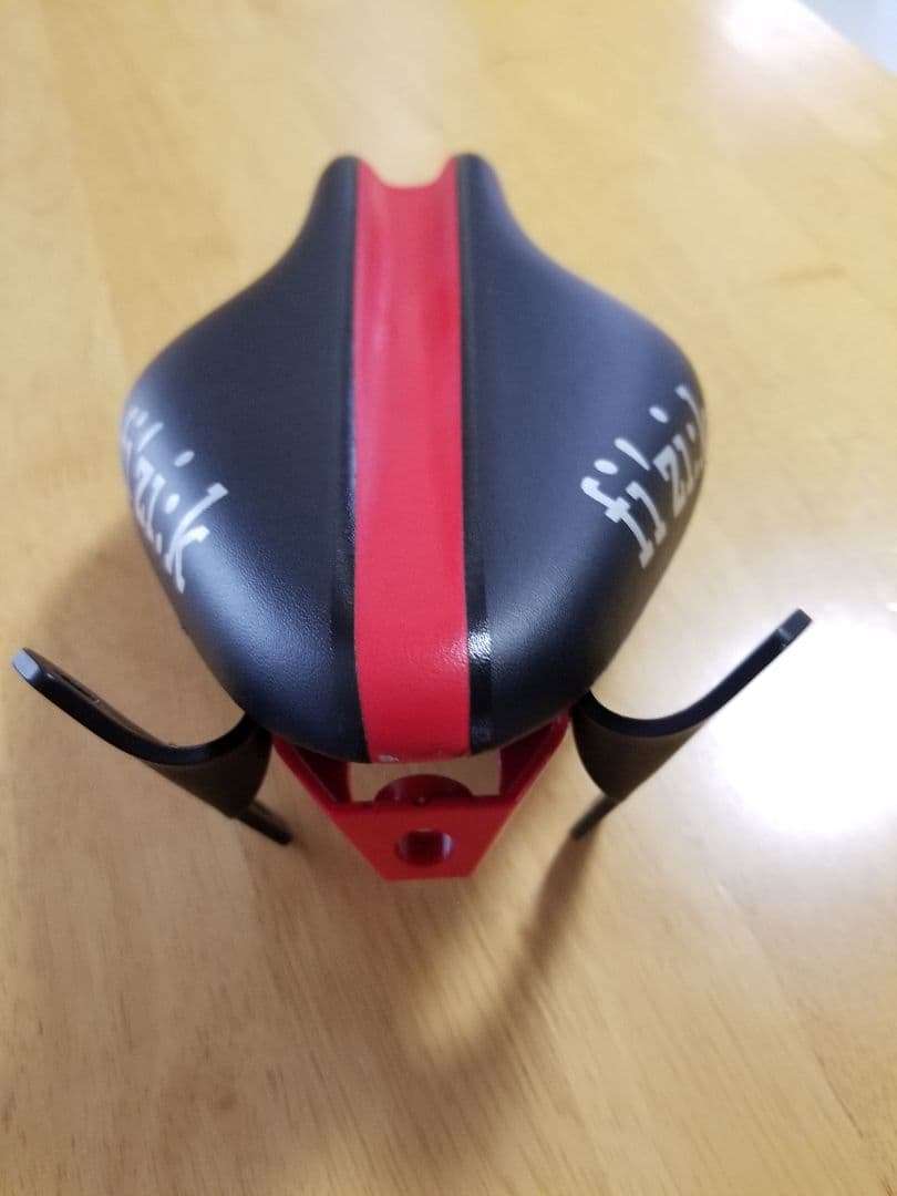 fizik フィジーク TTバイク トライアスロン サドル
