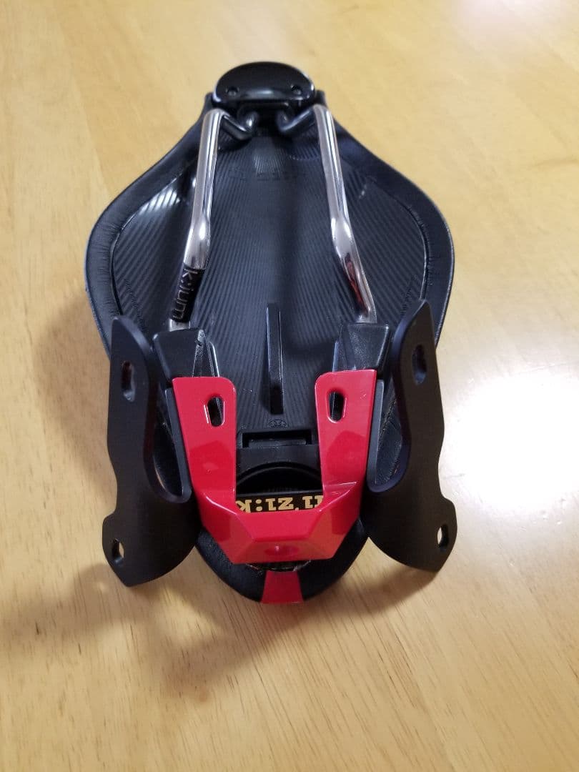 fizik フィジーク TTバイク トライアスロン サドル