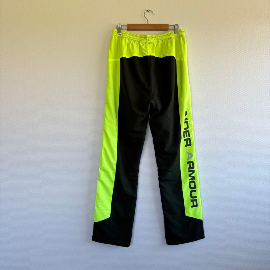 UNDER ARMOUR ウインドブレーカー　セットアップ　裏起毛　蛍光イエロー