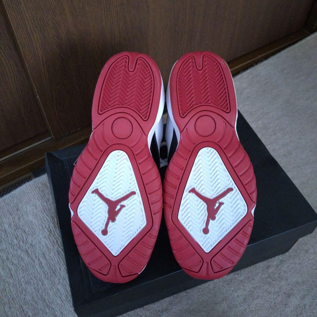 Jordan B'loyal 9.5 ホワイト/バーシティレッド