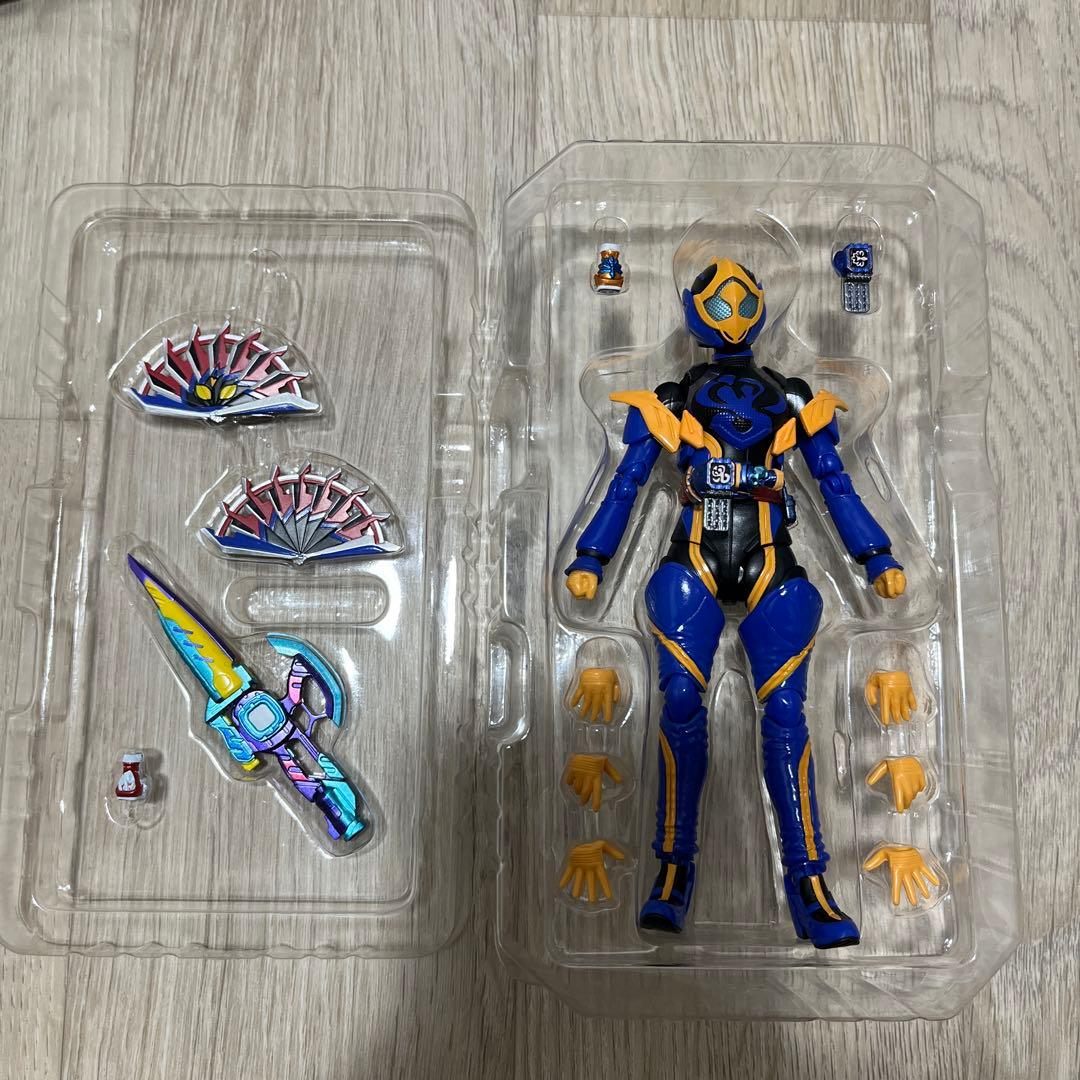 フィギュアーツ　仮面ライダー　エビル　ジャンヌ　デモンズ　まとめ売り