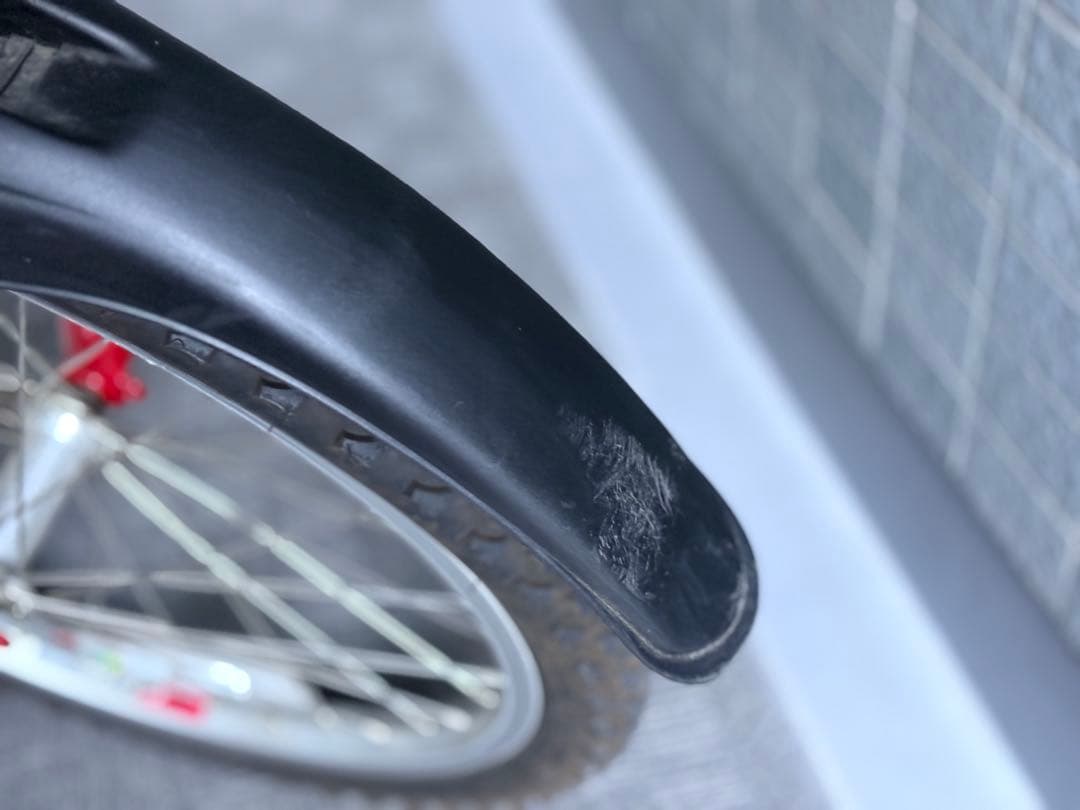 LOUIS GARNEAU 赤いキッズ自転車 前カゴ付き ※値下げしました。