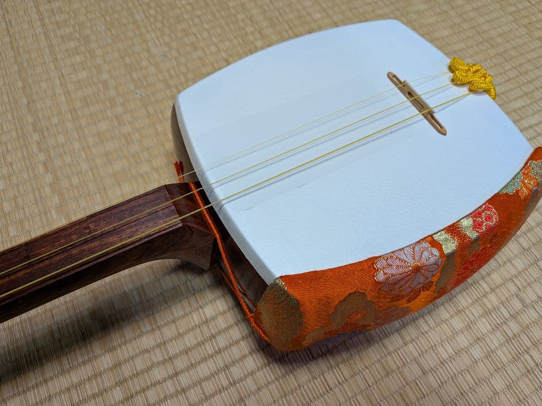 短棹三味線